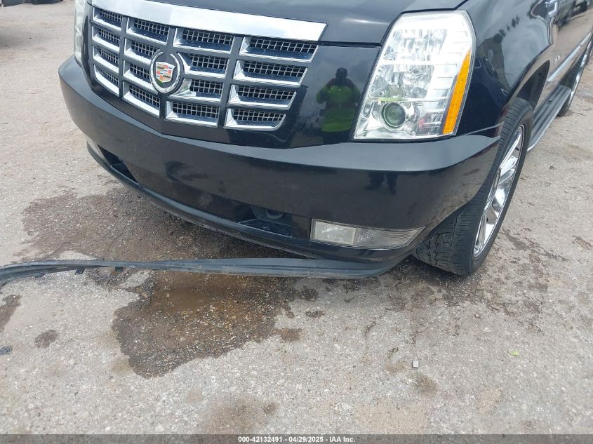 2013 Cadillac Escalade Luxury VIN: 1GYS4BEF8DR137303 Lot: 42132491