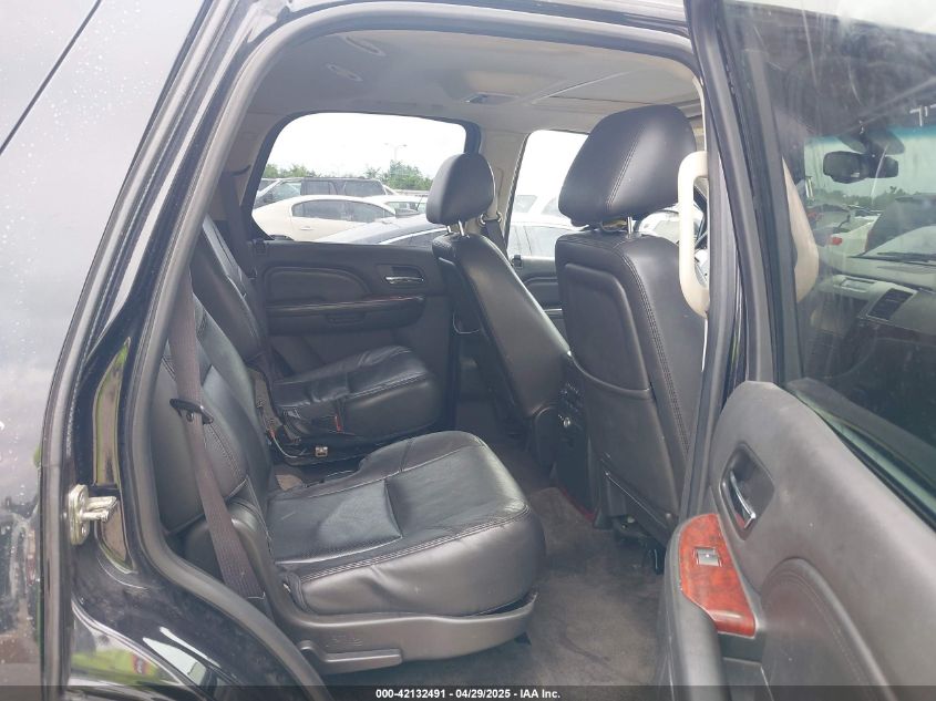 2013 Cadillac Escalade Luxury VIN: 1GYS4BEF8DR137303 Lot: 42132491