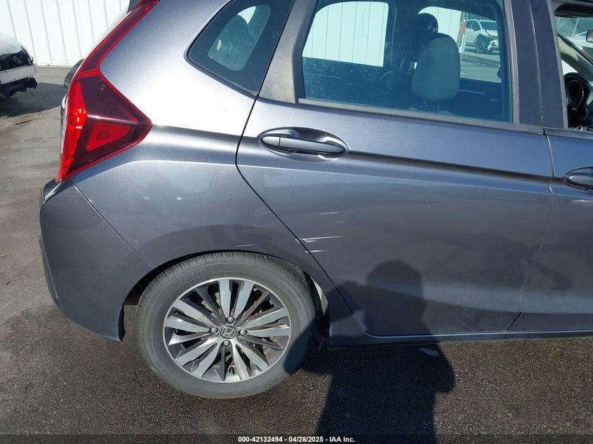 2015 HONDA FIT VIN: 3HGGK5H89FM708786