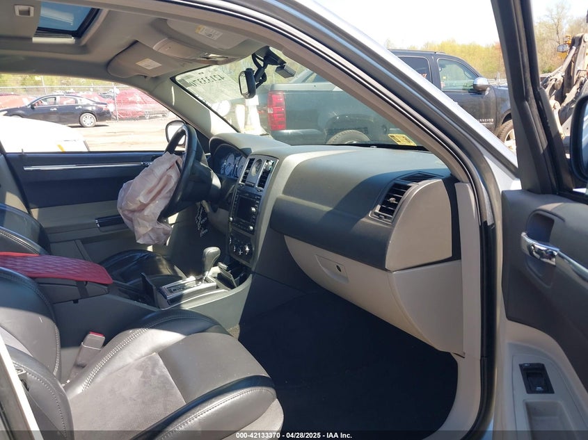 2006 Chrysler 300C Srt8