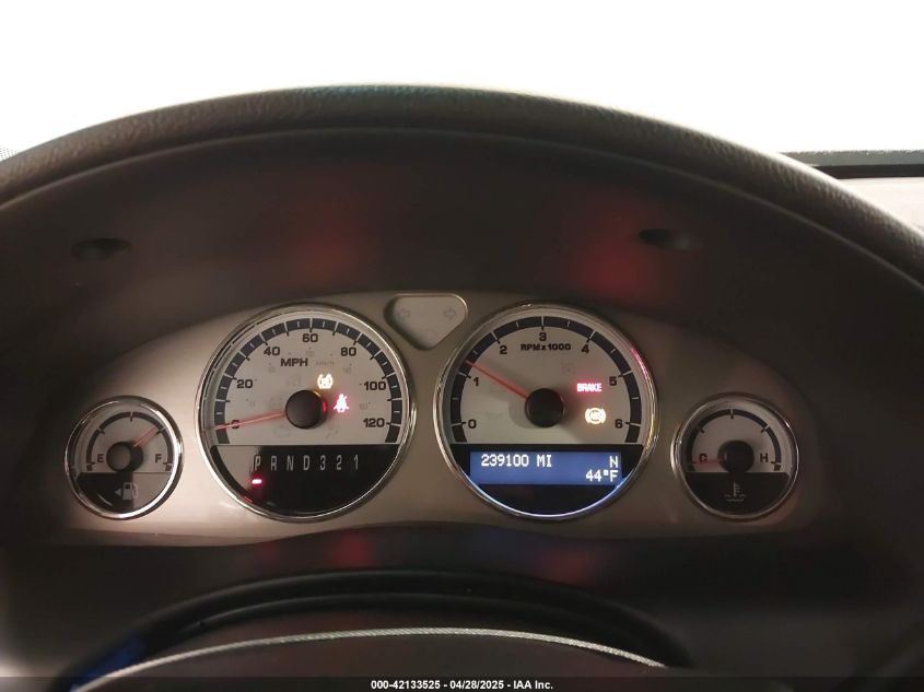 2005 Saturn Relay Fwd VIN: 5GZDV23L55D199856 Lot: 42133525