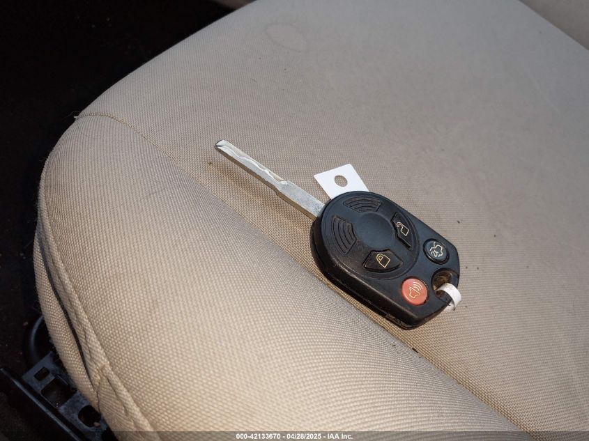 2016 Ford Focus Se VIN: 1FADP3F23GL245736 Lot: 42133670