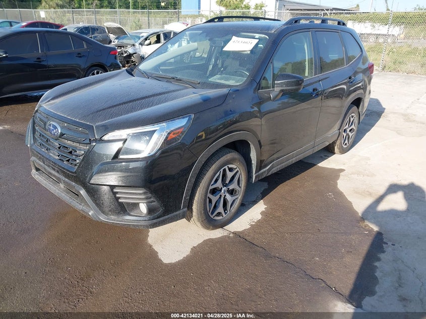 2023 SUBARU FORESTER VIN: JF2SKAEC0PH459134