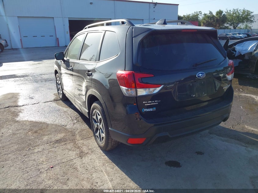2023 SUBARU FORESTER VIN: JF2SKAEC0PH459134