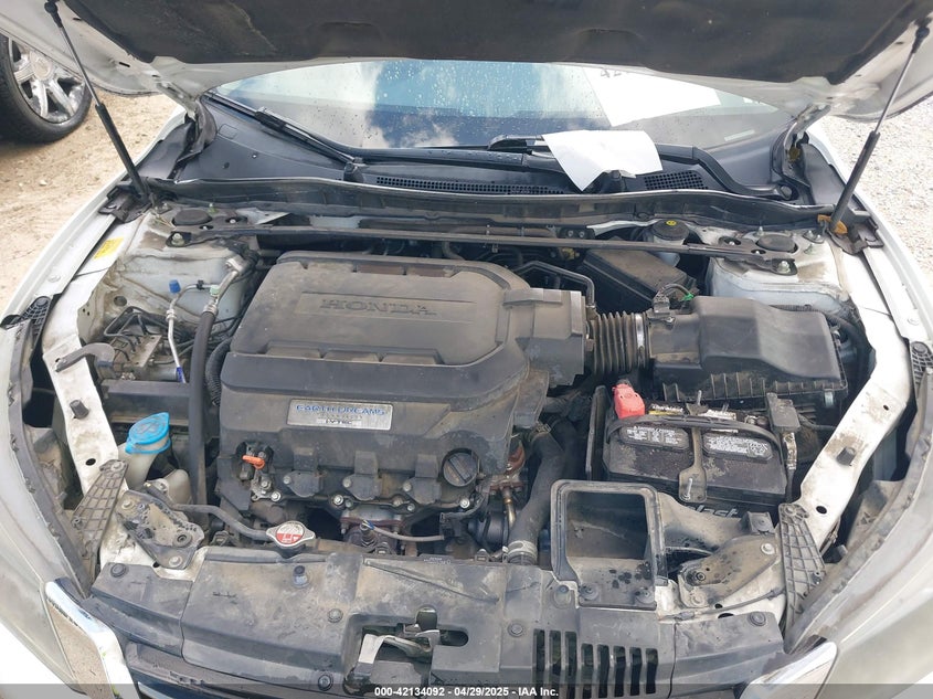 2015 HONDA ACCORD VIN: 1HGCR3F88FA037951