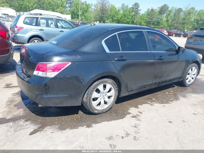 2009 HONDA ACCORD VIN: 1HGCP26889A058562
