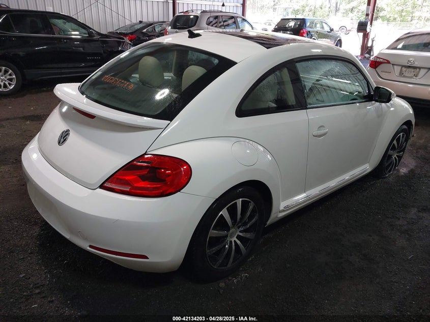 2013 VOLKSWAGEN BEETLE 2.5L - 3VWJP7ATXDM665828