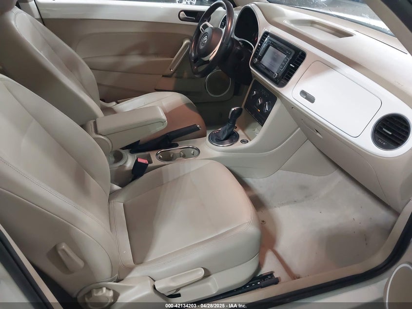 2013 VOLKSWAGEN BEETLE 2.5L - 3VWJP7ATXDM665828