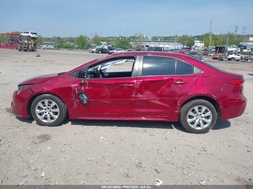 2022 TOYOTA COROLLA LE - JTDEPMAE8NJ230292