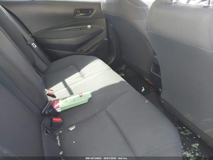 2022 TOYOTA COROLLA LE - JTDEPMAE8NJ230292