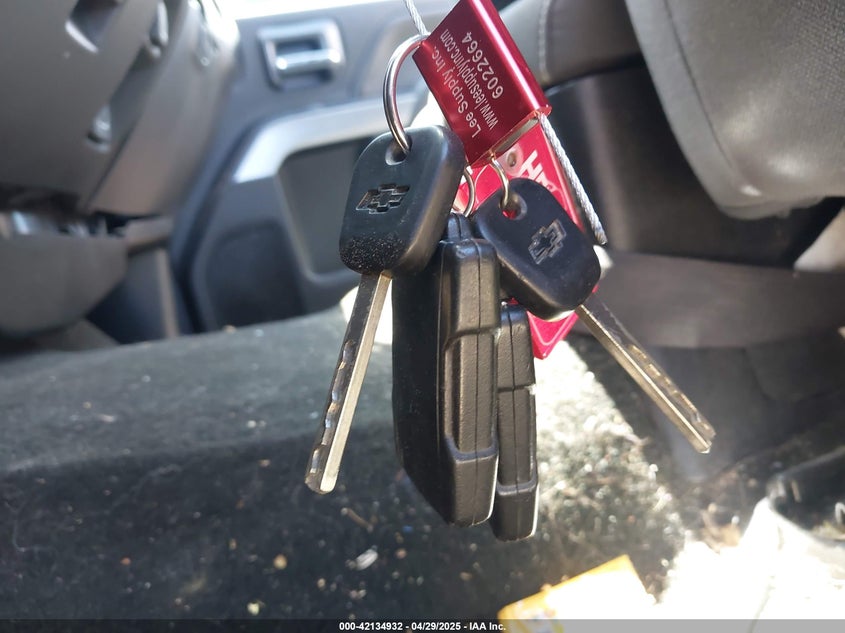 2017 CHEVROLET SILVERADO 1500 VIN: 1GCVKREC5HZ215923
