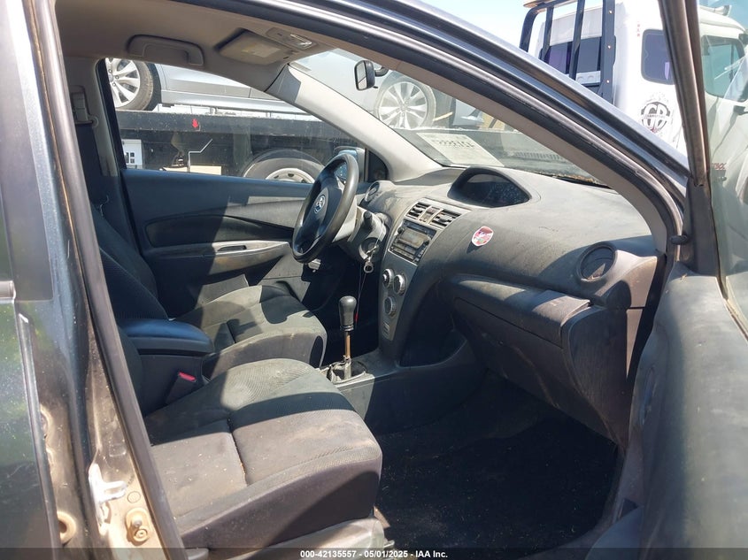 2009 TOYOTA YARIS VIN: JTDBT903891349784