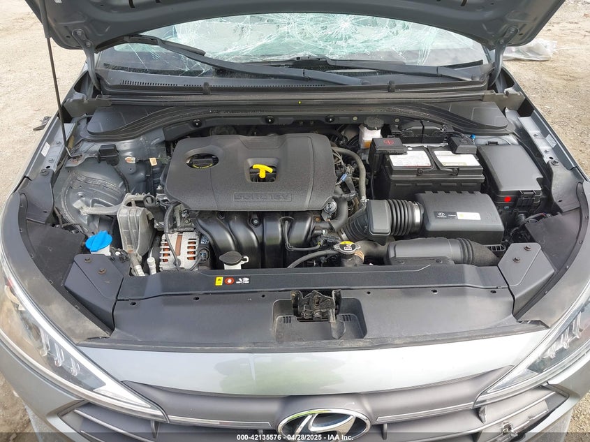 2019 HYUNDAI ELANTRA VIN: KMHD74LF9KU777191