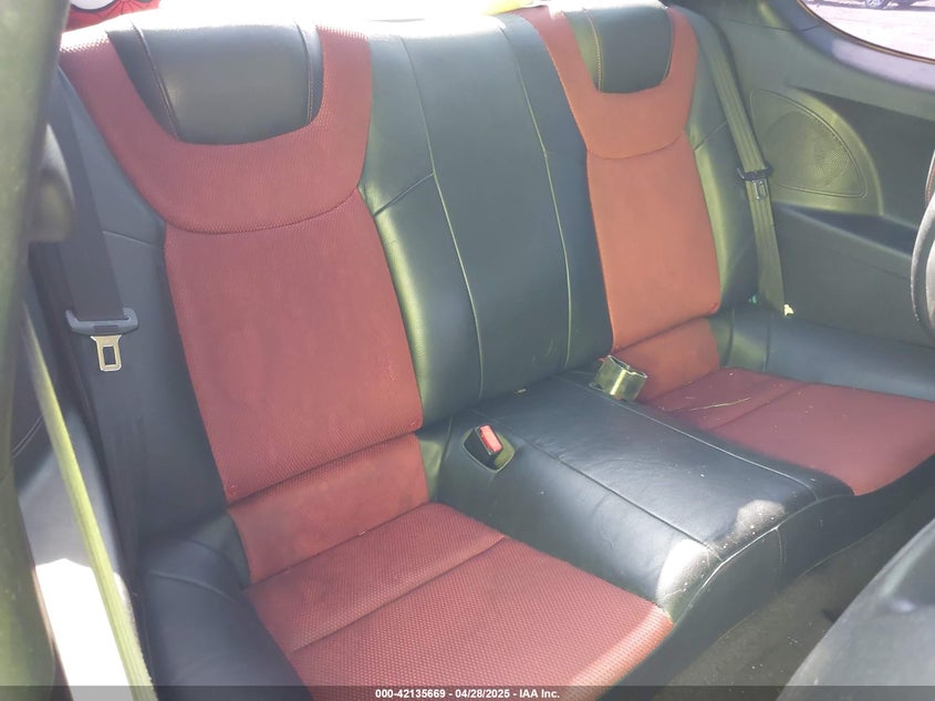 2010 HYUNDAI GENESIS COUPE VIN: KMHHT6KD7AU003612