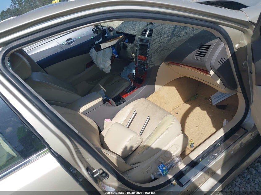 2011 LEXUS ES 350 VIN: JTHBK1EG2B2415762