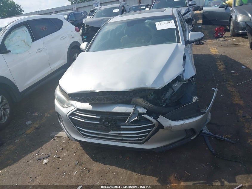 2018 HYUNDAI ELANTRA VIN: 5NPD84LF5JH389868