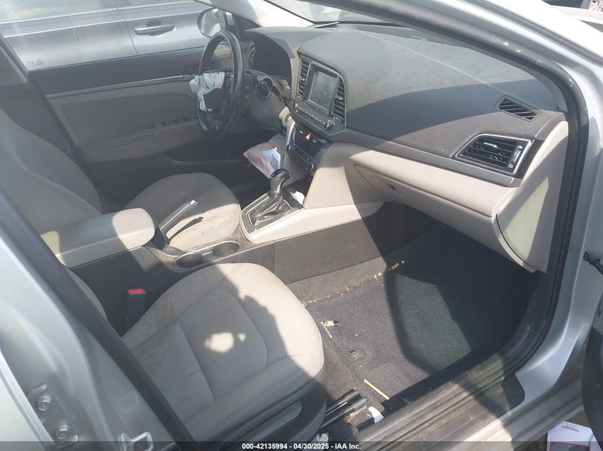 2018 HYUNDAI ELANTRA VIN: 5NPD84LF5JH389868