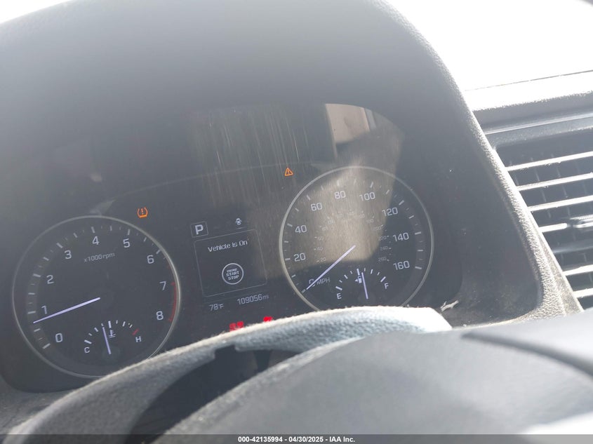 2018 HYUNDAI ELANTRA VIN: 5NPD84LF5JH389868