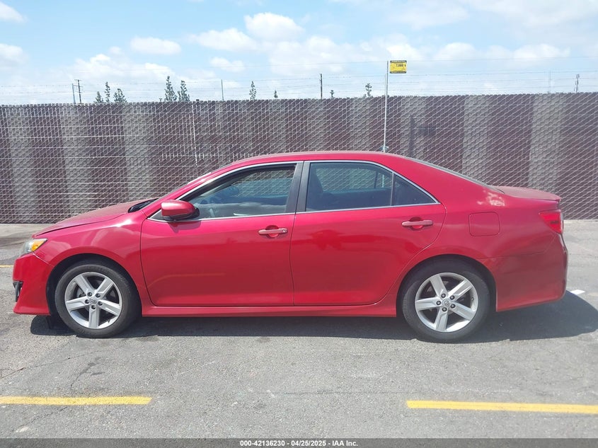 2013 TOYOTA CAMRY SE - 4T1BF1FKXDU713777