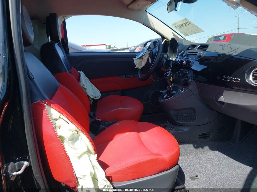 2015 FIAT 500 VIN: 3C3CFFAR0FT527855