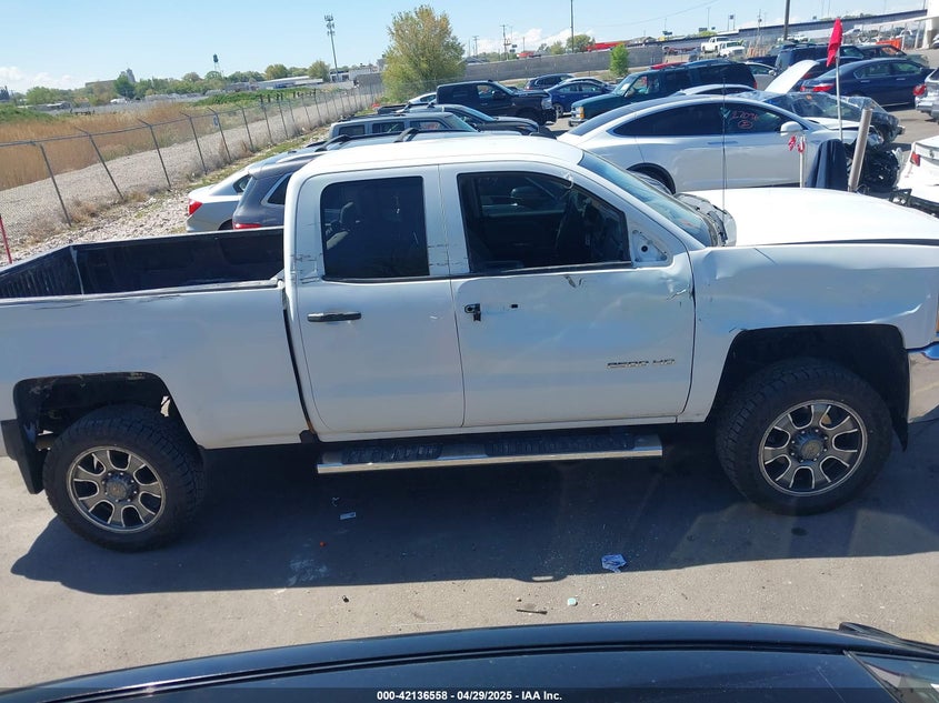 2017 CHEVROLET SILVERADO 2500HD VIN: 1GC2KUEG9HZ190338