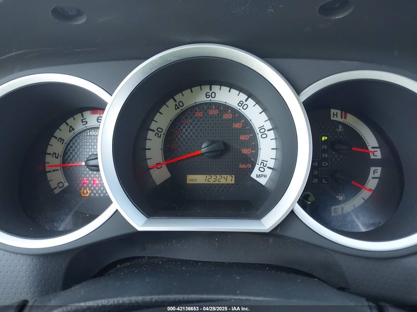 2015 TOYOTA TACOMA VIN: 5TFJU4GN5FX066660