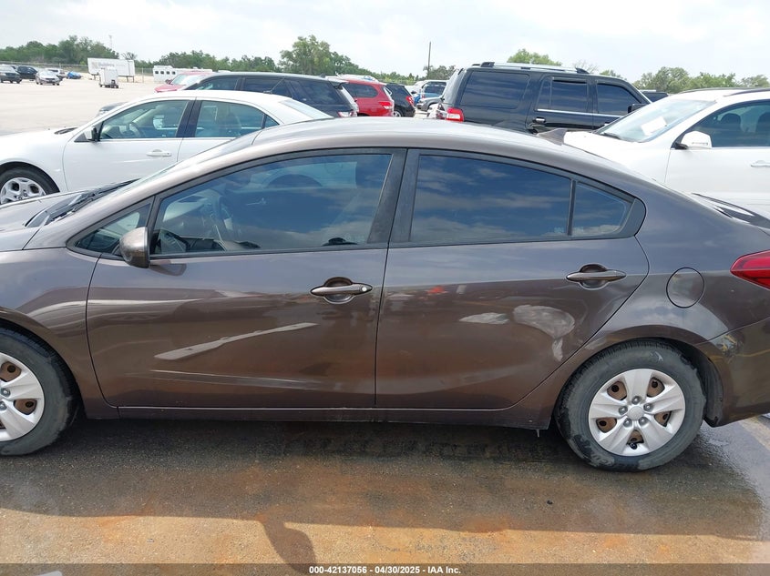 2017 KIA FORTE LX - 3KPFL4A72HE156645