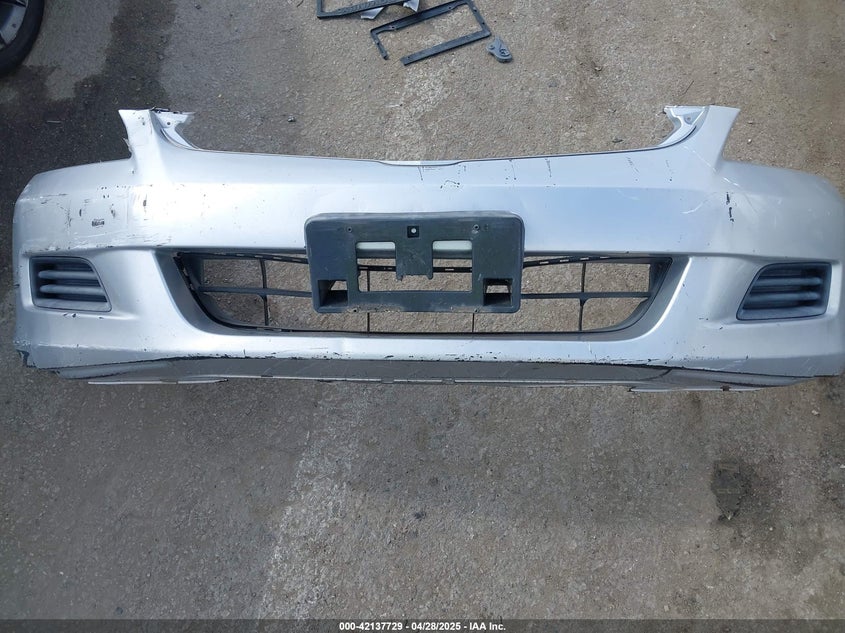 2006 HONDA ACCORD VIN: JHMCM56186C009355