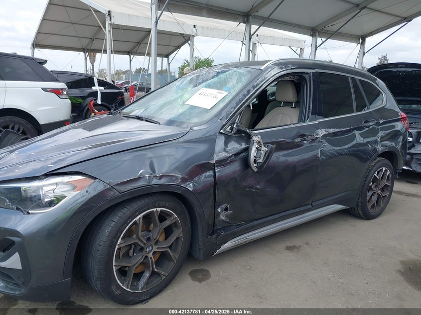 2021 BMW X1 VIN: WBXJG9C03M3M80011