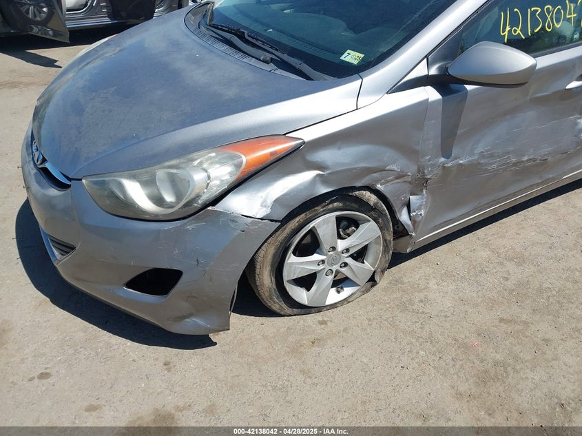 2011 HYUNDAI ELANTRA VIN: KMHDH4AE8BU149596