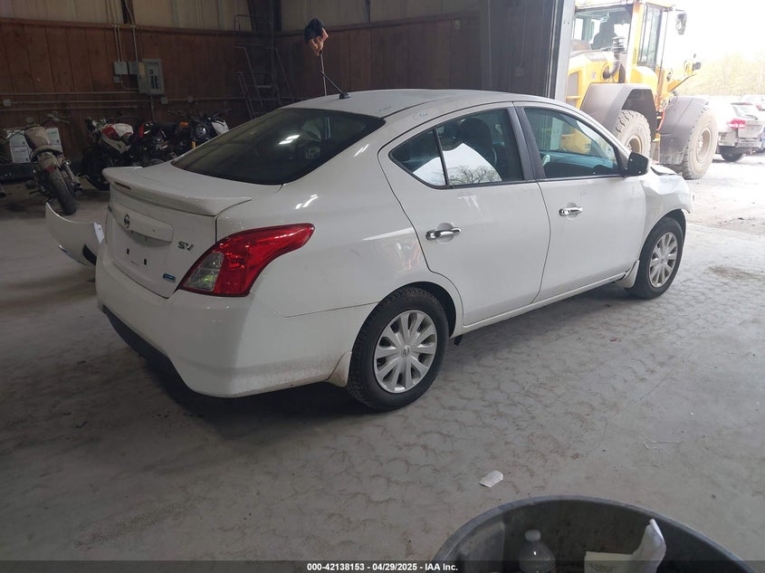 2015 NISSAN VERSA VIN: 3N1CN7AP6FL820438