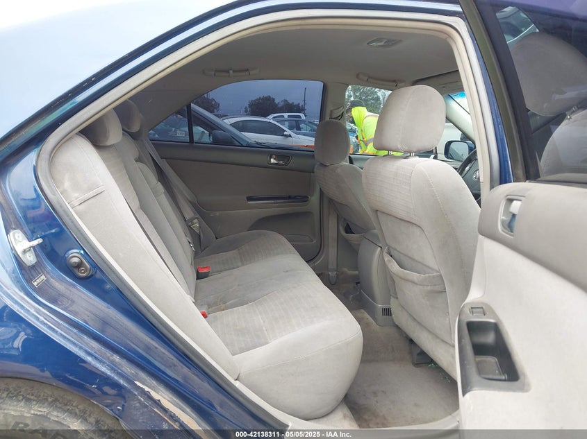 2005 Toyota Camry Le VIN: 4T1BE32K55U084967 Lot: 42138311