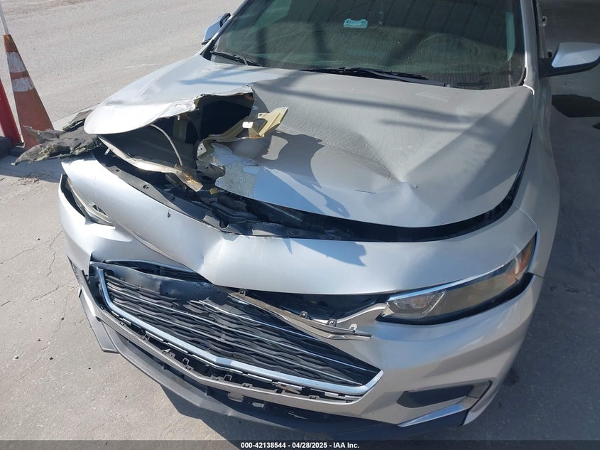 2017 CHEVROLET MALIBU VIN: 1G1ZE5ST6HF120884