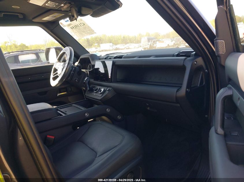 2023 Land Rover Defender - SALEWEEE8P2196668