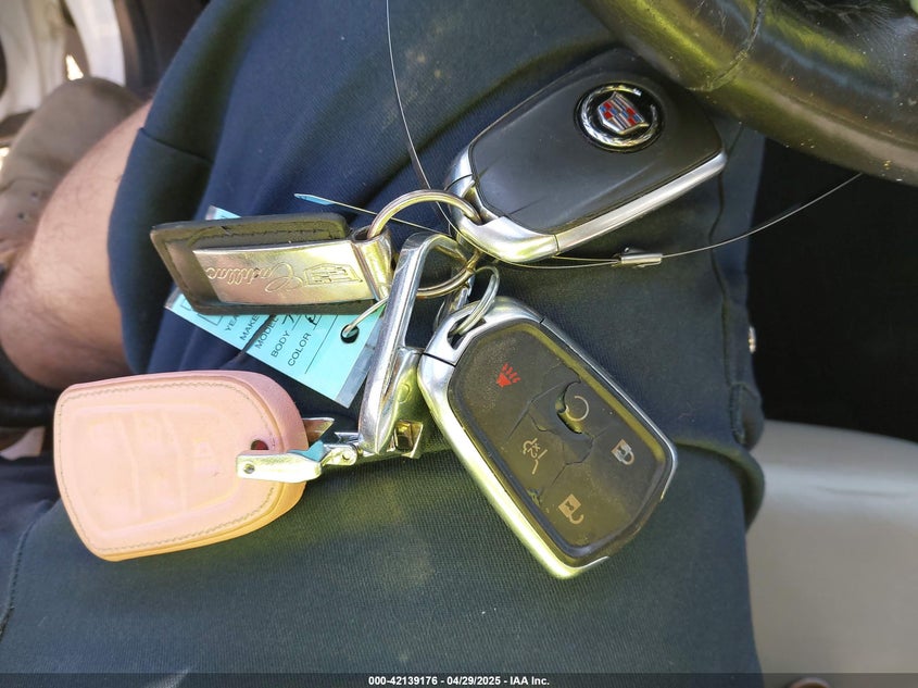 2015 Cadillac Srx Luxury Collection VIN: 3GYFNEE33FS547125 Lot: 42139176