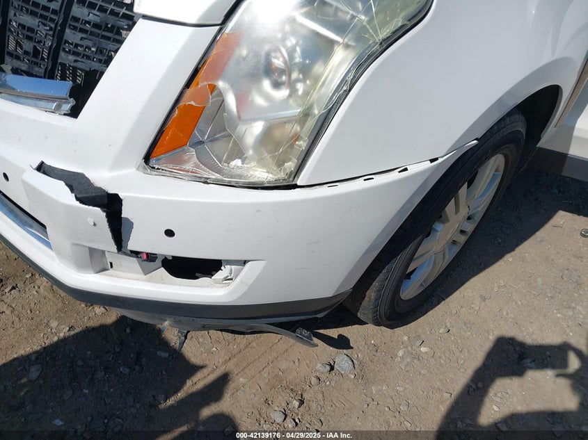 2015 Cadillac Srx Luxury Collection VIN: 3GYFNEE33FS547125 Lot: 42139176