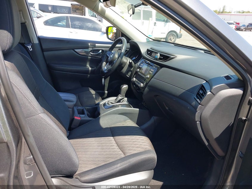 2017 NISSAN ROGUE SV - 5N1AT2MV3HC856279