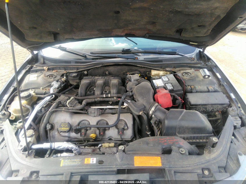 3FAHP0DC0BR110770 2011 FORD FUSION photo no. 10