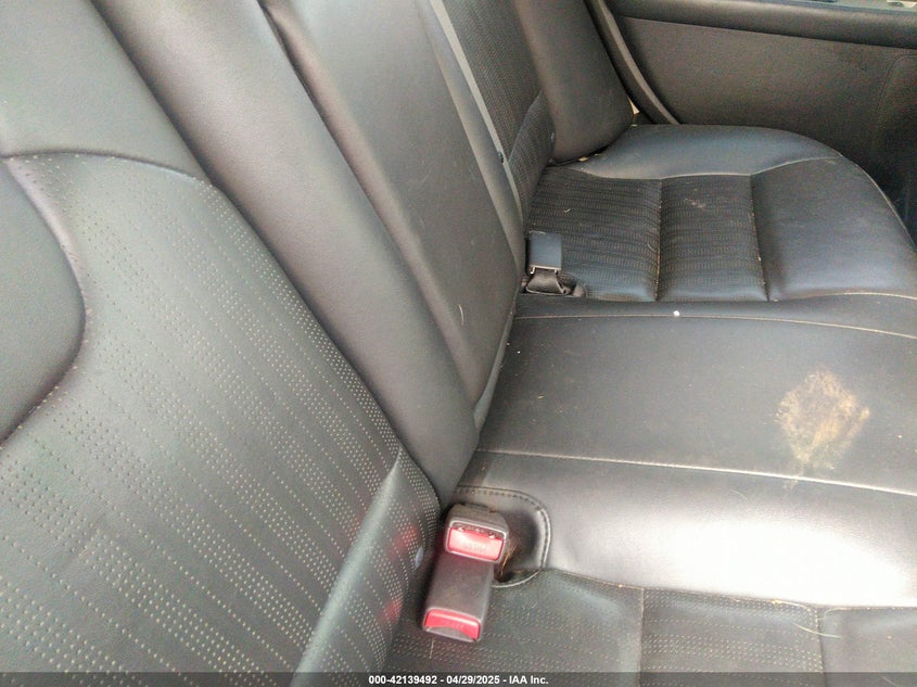 3FAHP0DC0BR110770 2011 FORD FUSION photo no. 8