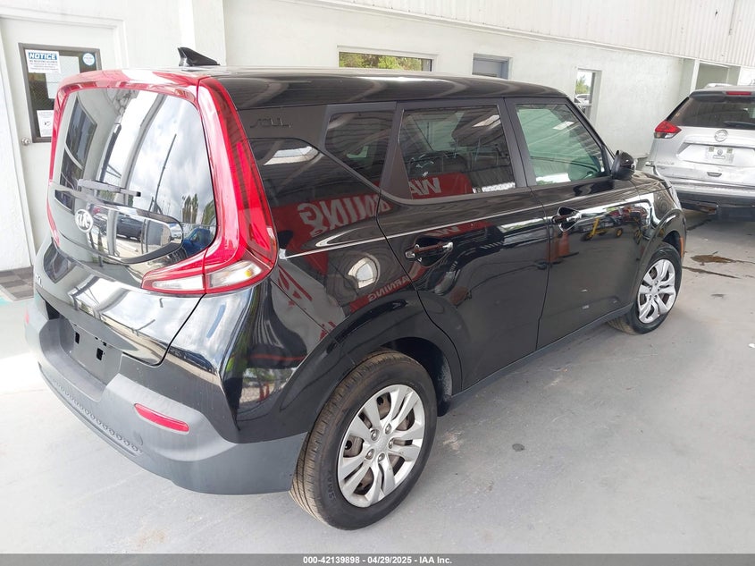 2020 KIA SOUL VIN: KNDJ23AU5L7119840