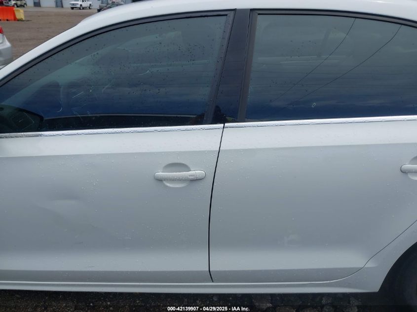 2017 VOLKSWAGEN JETTA 1.4T SE - 3VWDB7AJ5HM362780