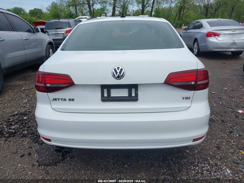 2017 VOLKSWAGEN JETTA 1.4T SE - 3VWDB7AJ5HM362780