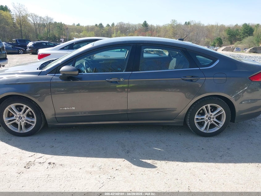 VIN 3FA6P0LU6JR119652 2018 FORD FUSION HYBRID SE