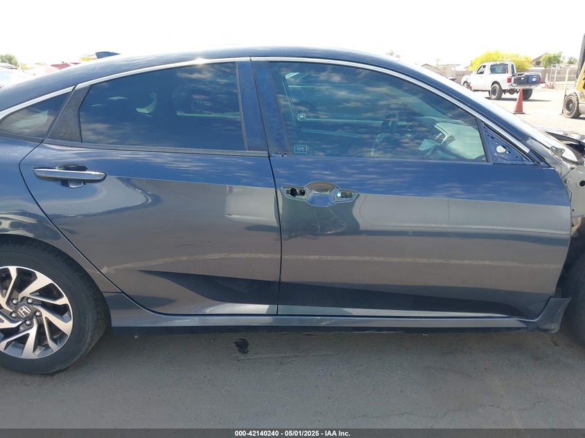 2018 HONDA CIVIC VIN: 19XFC2F71JE040971