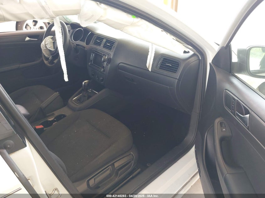 2015 VOLKSWAGEN JETTA VIN: 3VW2K7AJ5FM311011