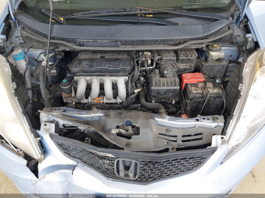 2009 HONDA FIT VIN: JHMGE884X9S042293