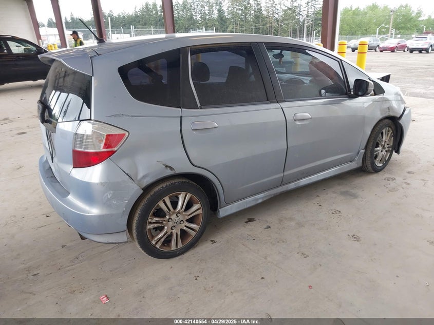 2009 HONDA FIT VIN: JHMGE884X9S042293