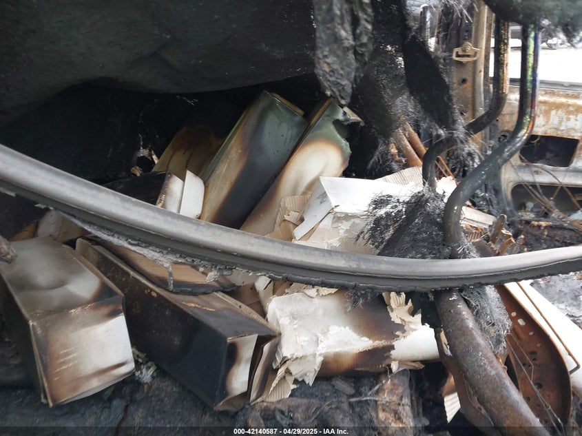 2011 Lexus Ct 200H Premium VIN: JTHKD5BH6B2037900 Lot: 42140587