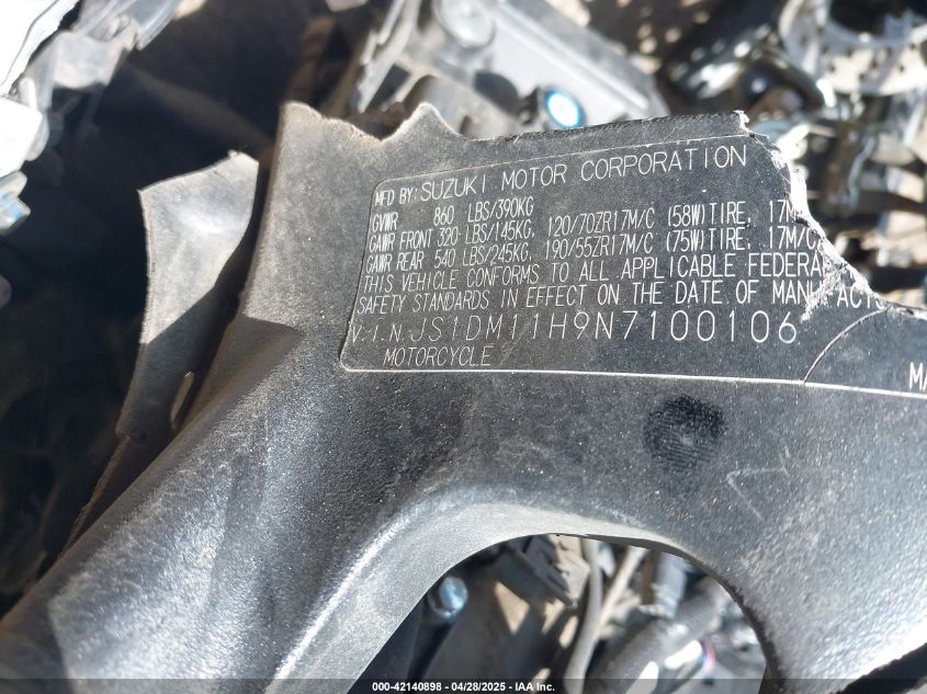 2022 Suzuki Gsx-R1000 R VIN: JS1DM11H9N7100106 Lot: 42140898