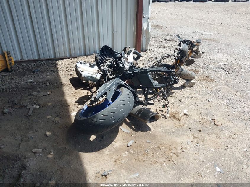 2022 Suzuki Gsx-R1000 R VIN: JS1DM11H9N7100106 Lot: 42140898